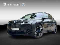 BMW iX - xDrive40 High Executive Glazen panoramadak Sky Lounge | Laserlight | Bowers & Wilkins Diam