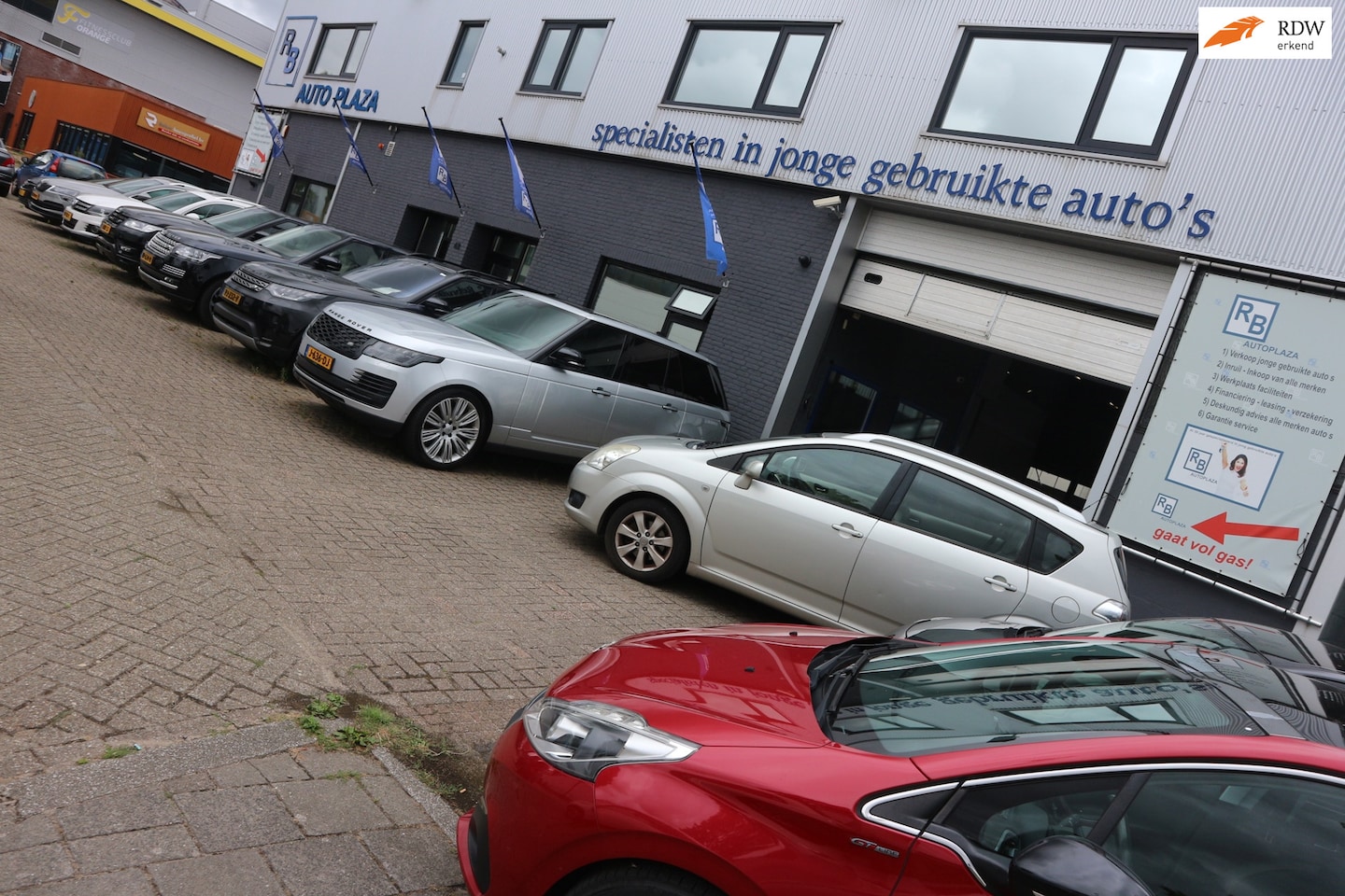 Toyota Verso - 1.8 VVT-i Terra 7persoons / AUTOMAAT / AIRCO / NAVI / CAM ! ! ! - AutoWereld.nl