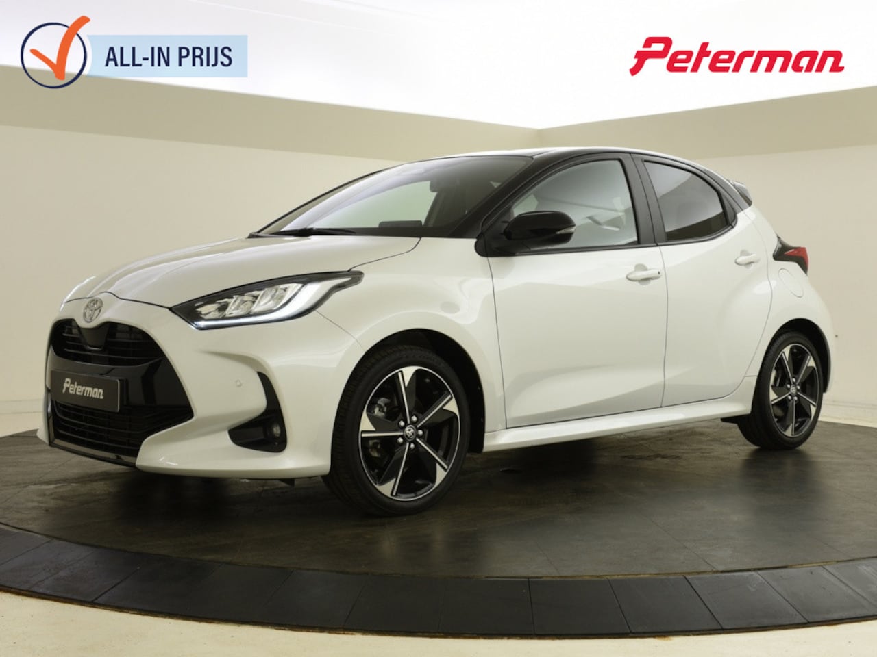 Toyota Yaris - 1.5 Hybrid 130 Launch Edition | Bi Tone | JBL | Blindspot - AutoWereld.nl