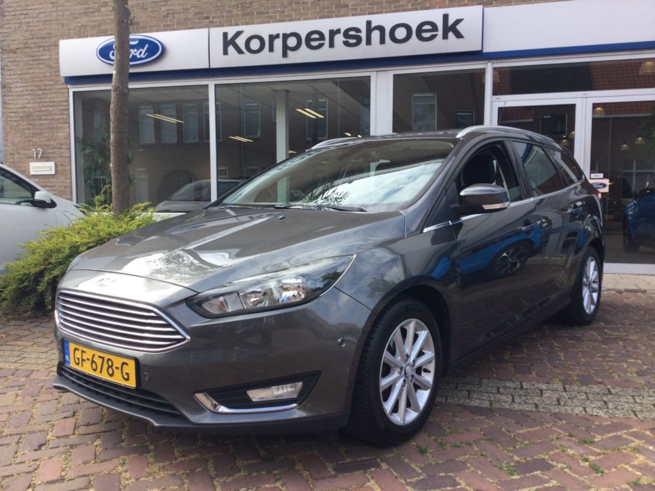 Ford Focus Wagon - 1.0 EcoBoost 125 pk First Edition - AutoWereld.nl