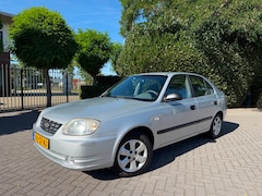 Hyundai Accent - 1.3i Active Young, 5-deurs, AIRCO