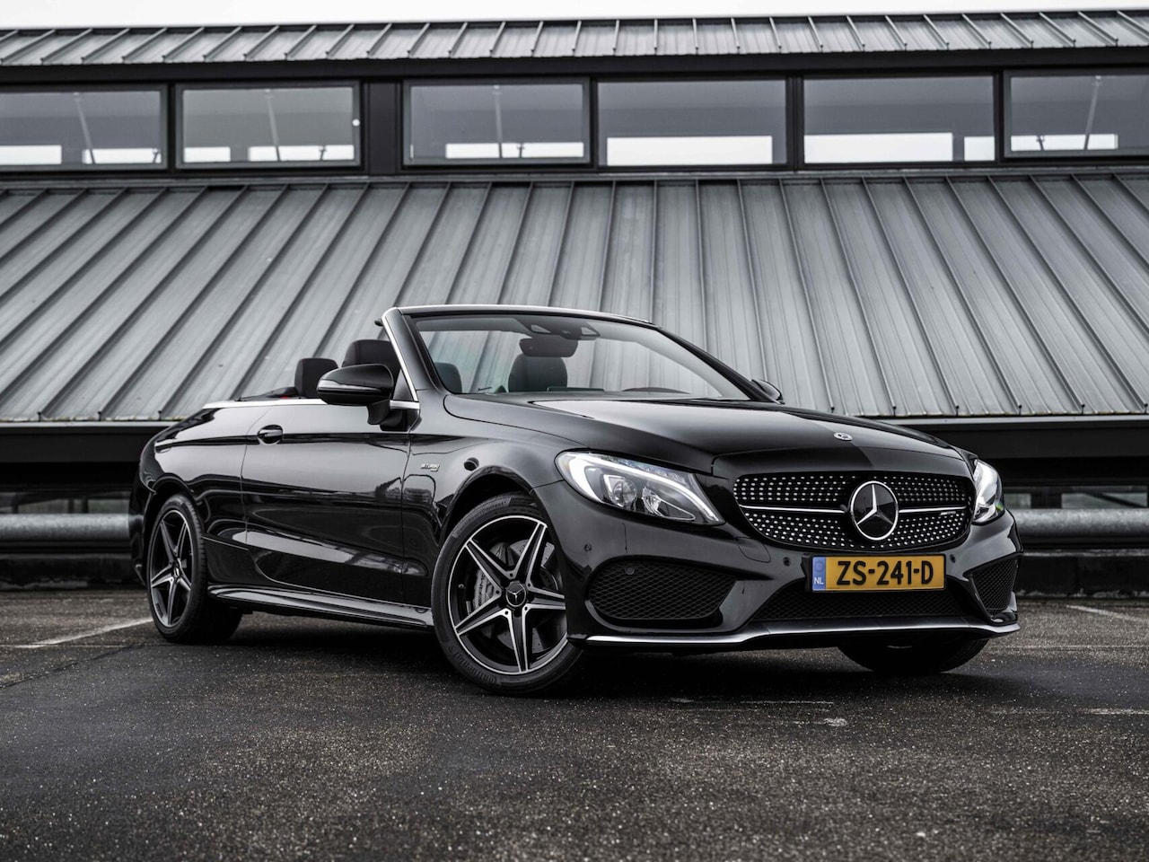 Mercedes-Benz C-klasse Cabrio - C43 AMG 367PK Speedshift 4MATIC Burmester Airscarf Sportuitlaat Memory LED - AutoWereld.nl