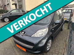 Peugeot 107 - 1.0-12V Urban Move