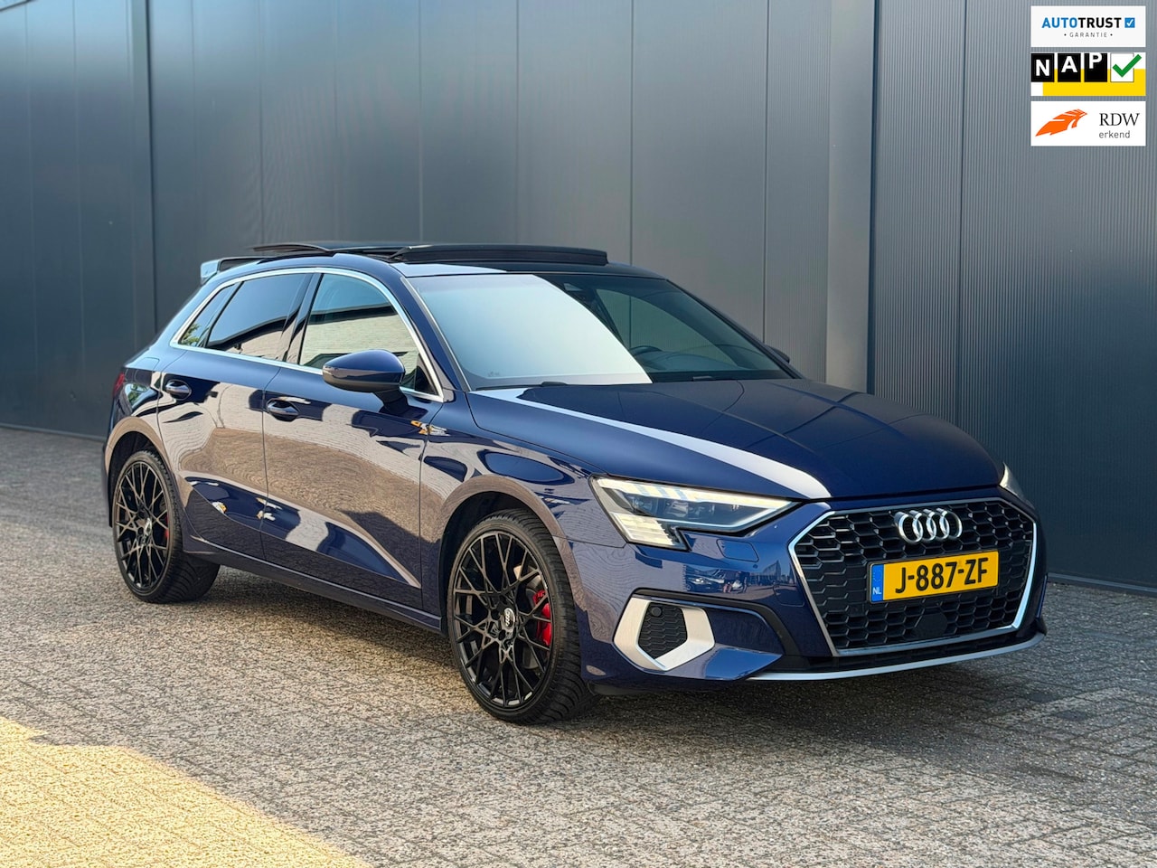Audi A3 Sportback - 35 TFSI Pano | NL Auto | StoelVW | - AutoWereld.nl