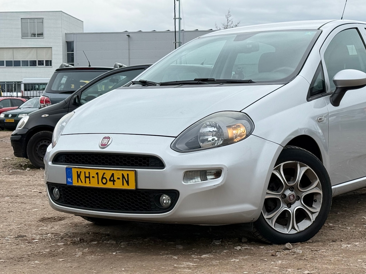 Fiat Punto Evo - 0.9 TwinAir Lounge/ ZEER ZUINIG/ LAAG KM - AutoWereld.nl