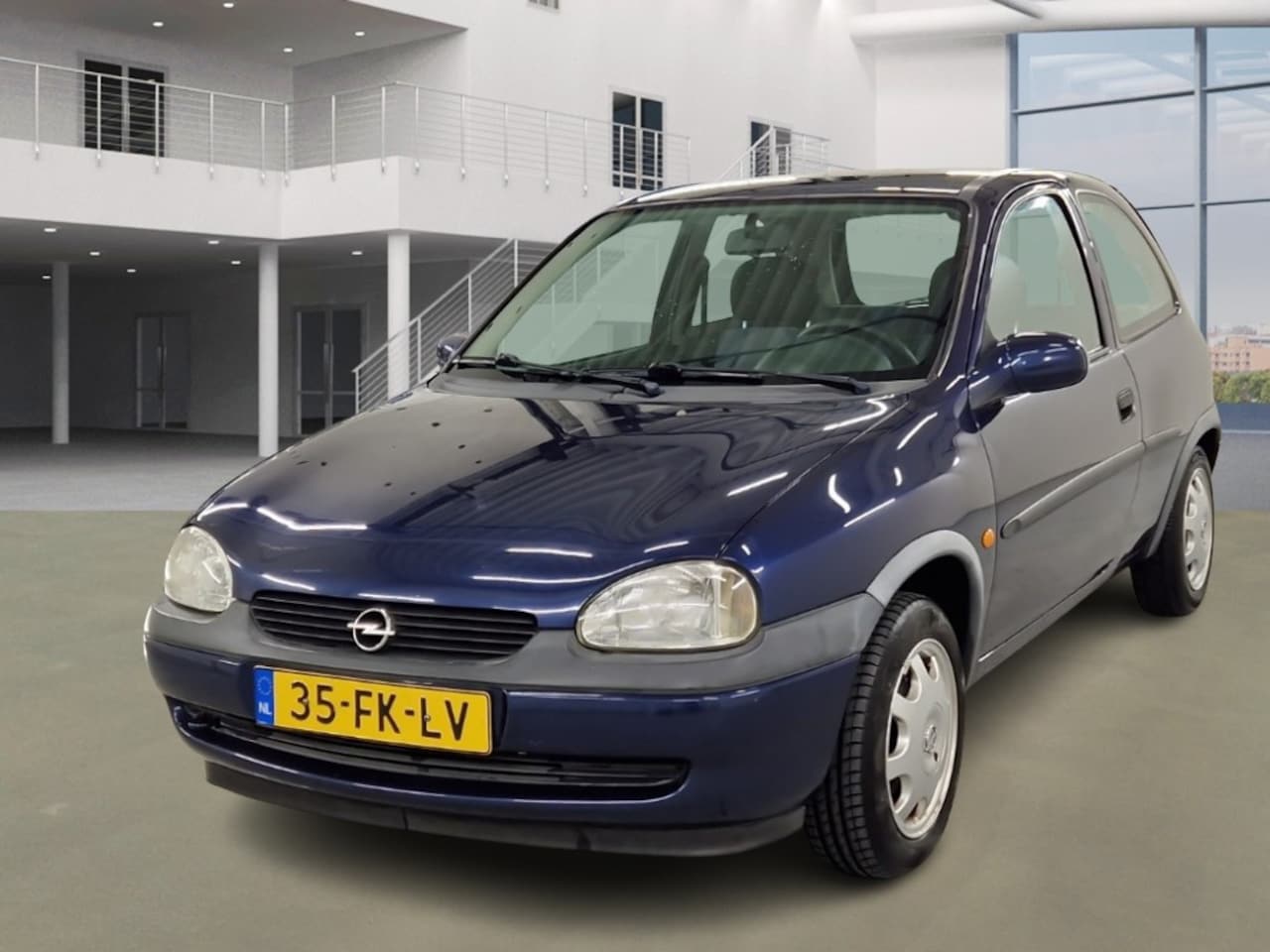 Opel Corsa - 1.2i-16V Strada Cool/ AUTOMAAT/ LAAG KM - AutoWereld.nl