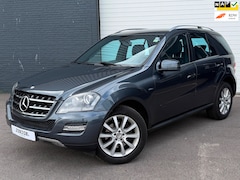 Mercedes-Benz M-klasse - 300 CDI BlueEFFICIENCY DEALERONDERHOUDEN/LEDER/NAVI