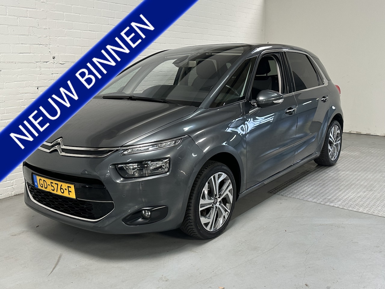 Citroën C4 Picasso - 1.2 PureTech Intensive CLIMA / CRUISE /CAMERA /TREKHAAK Dealer onderhouden - AutoWereld.nl