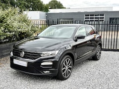 Volkswagen T-Roc - 1.0 TSI Style Navi|Media|PDC|Lineast Zwart
