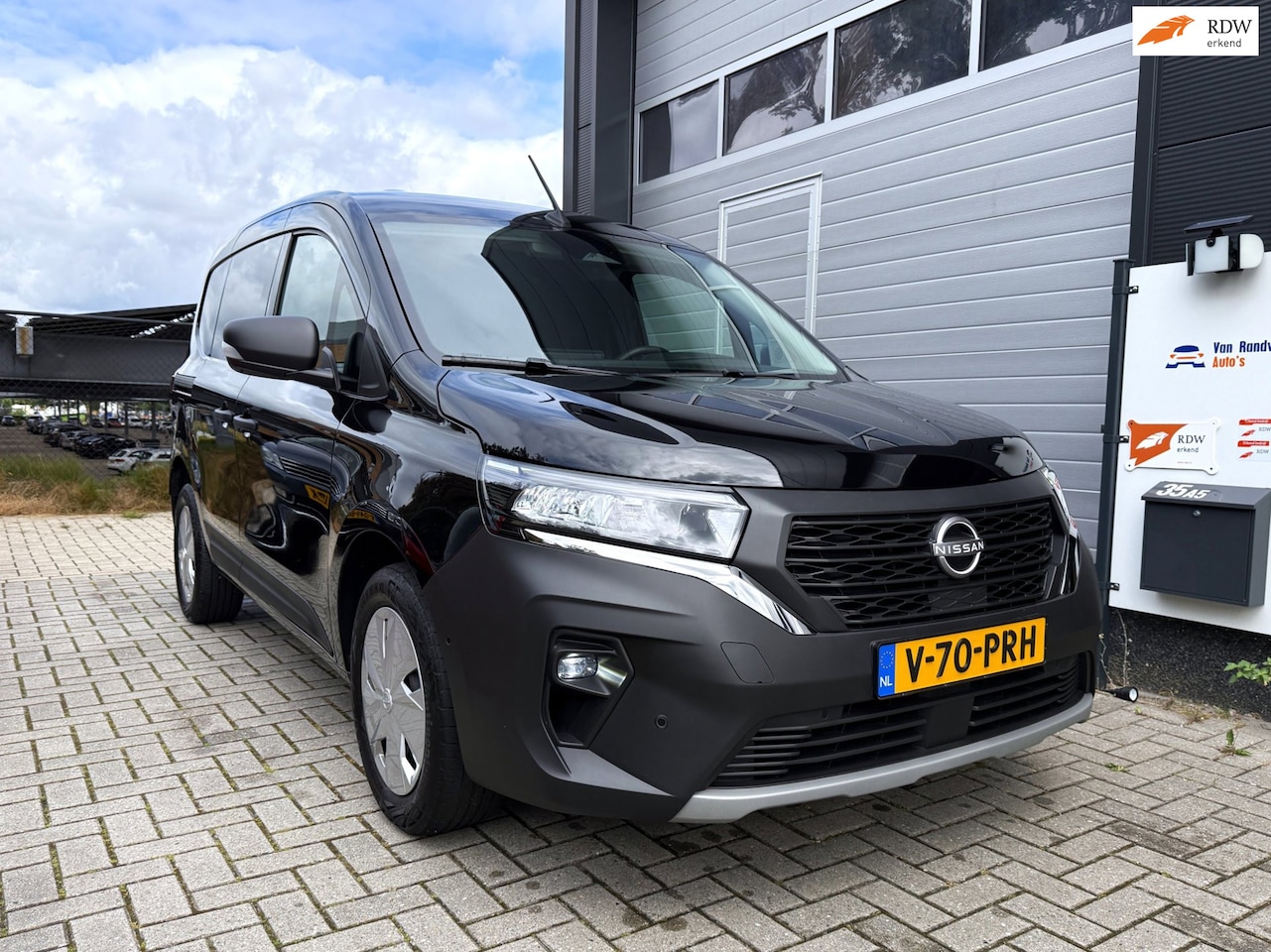 Nissan Townstar - 1.3 TCe N-Connecta 130 pk - Full LED - Apple CarPlay / Android Auto - PDC (2x) - Achteruit - AutoWereld.nl