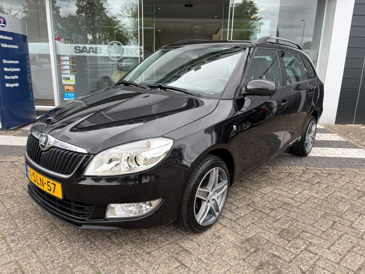 Skoda Fabia Combi - 1.2 TSI Sprint Pro Clima | navi |LMV - AutoWereld.nl