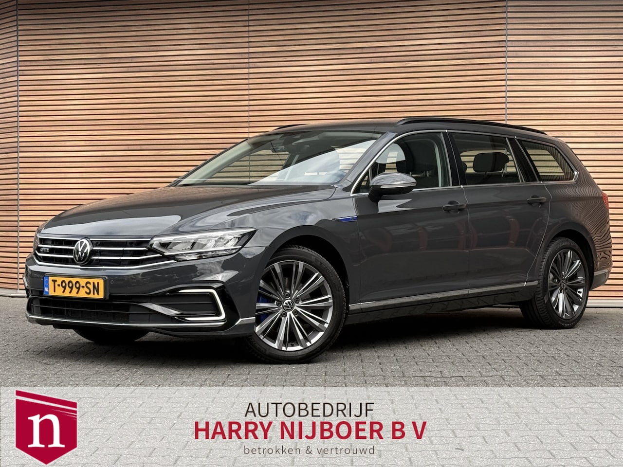 Volkswagen Passat Variant - 1.4 TSI PHEV GTE Business Camera / Trekhaak / Comfortstoel / Carplay - AutoWereld.nl