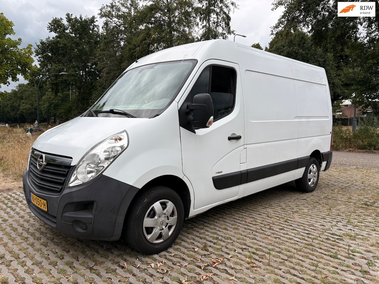 Opel Movano - 2.3 CDTI L2H3 - airco - cruise control - AutoWereld.nl
