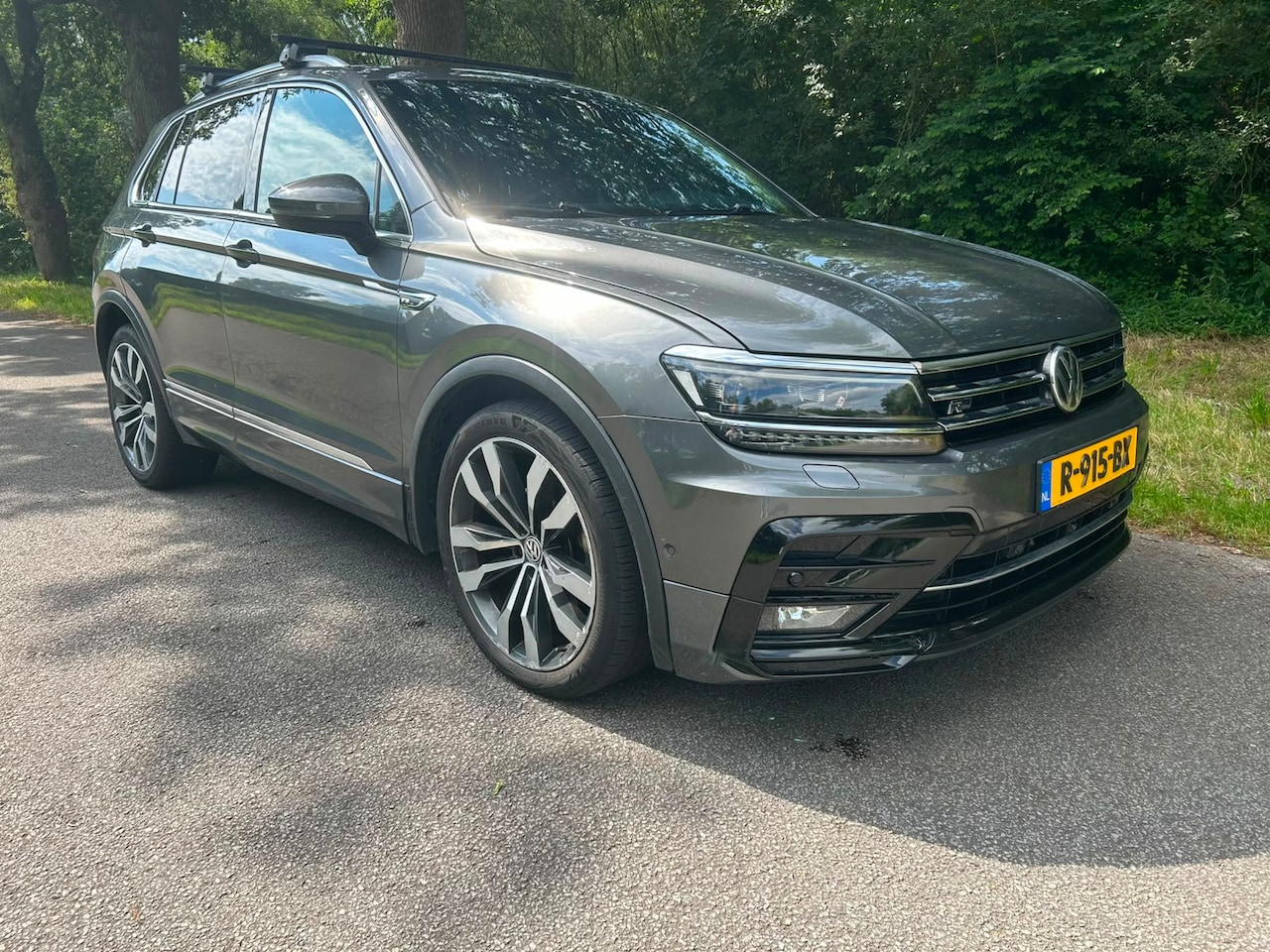 Volkswagen Tiguan - 2.0 TDI Highline Business R 2.0 TDI Highline Business R - AutoWereld.nl