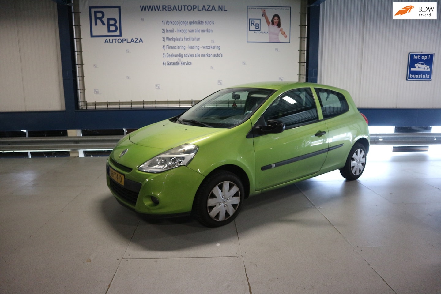 Renault Clio - 1.2 Sélection Business / AIRCO / 2027 APK ! ! ! - AutoWereld.nl