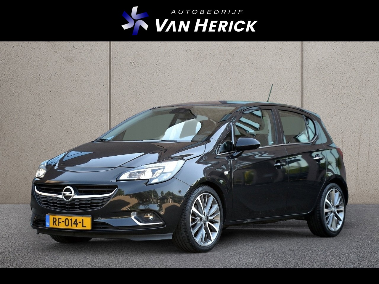 Opel Corsa - 1.4 Innovation | Automaat | Trekhaak | Camera - AutoWereld.nl