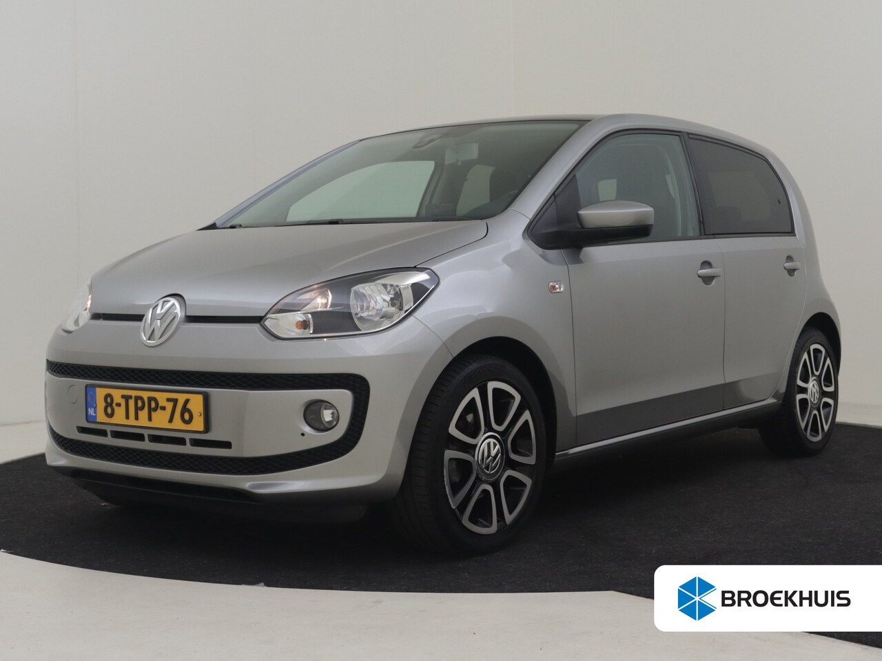 Volkswagen Up! - 1.0 high BlueMotion 60PK | Elektr Glazen panorama-dak | Cruise control | Parkeersensoren a - AutoWereld.nl