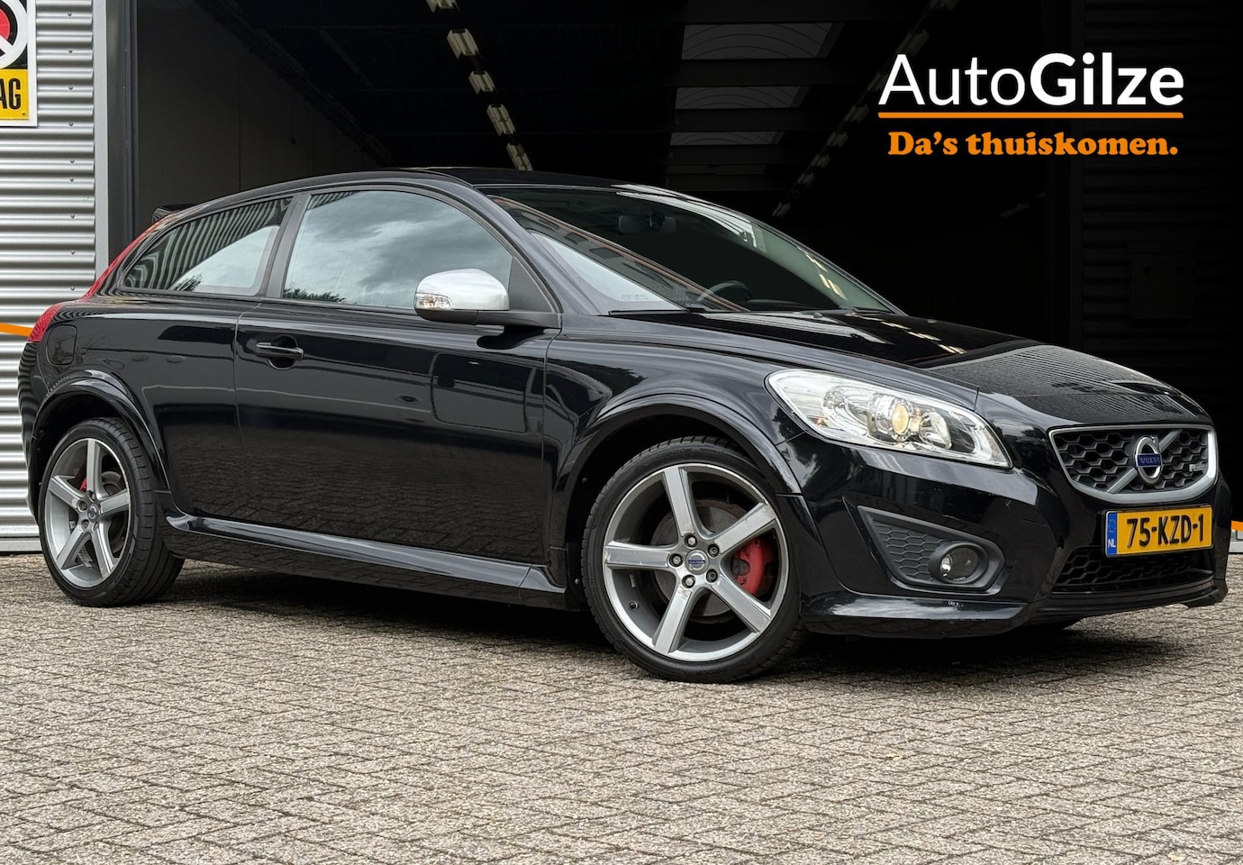 Volvo C30 - 2.0 R-Design 145PK l Airco l Cruise - AutoWereld.nl