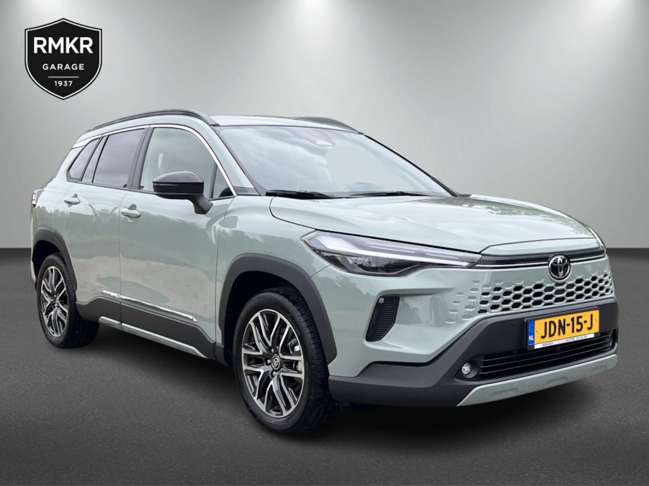 Toyota Corolla Cross - 2.0 Hybrid 180 Dynamic | Nieuw model | - AutoWereld.nl