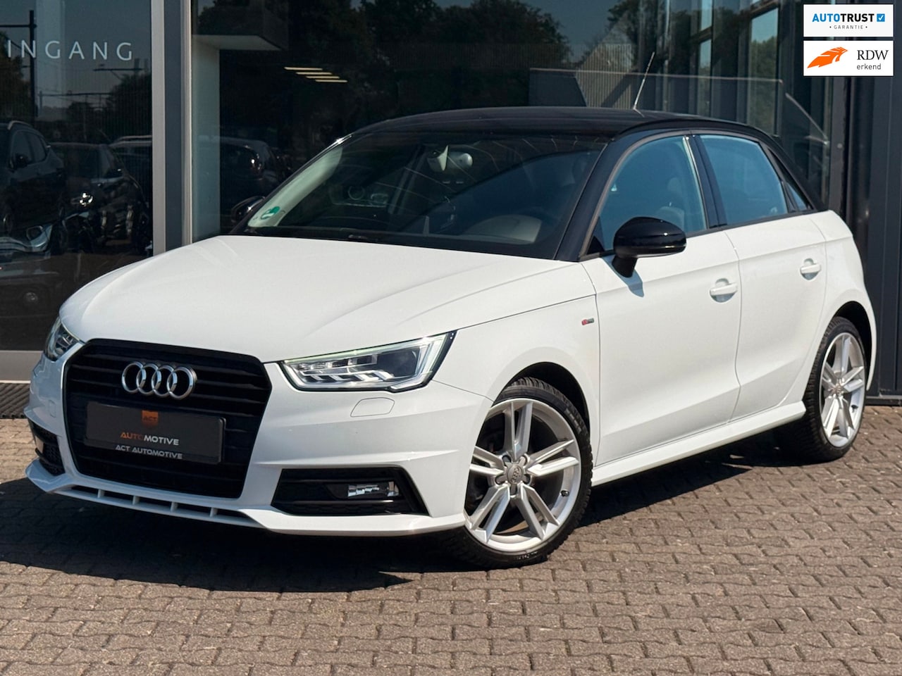 Audi A1 Sportback - 1.0 TFSI Advance Sport S-line - AutoWereld.nl