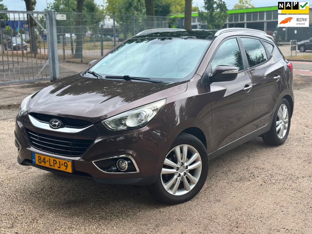 Hyundai ix35 - 2.0i i-Catcher/Pano/Leder/Camera - AutoWereld.nl