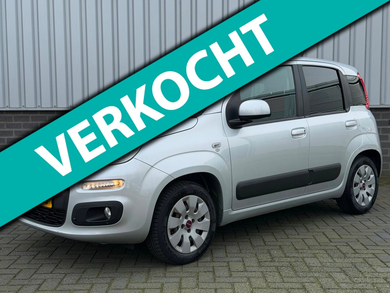 Fiat Panda - 0.9 TwinAir Lounge |Airco|5 Deurs|ParkeerSensor| - AutoWereld.nl