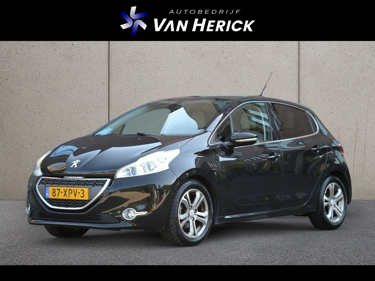 Peugeot 208 - 1.4 VTi Griffe | Cruise | Navi | Lm velgen - AutoWereld.nl