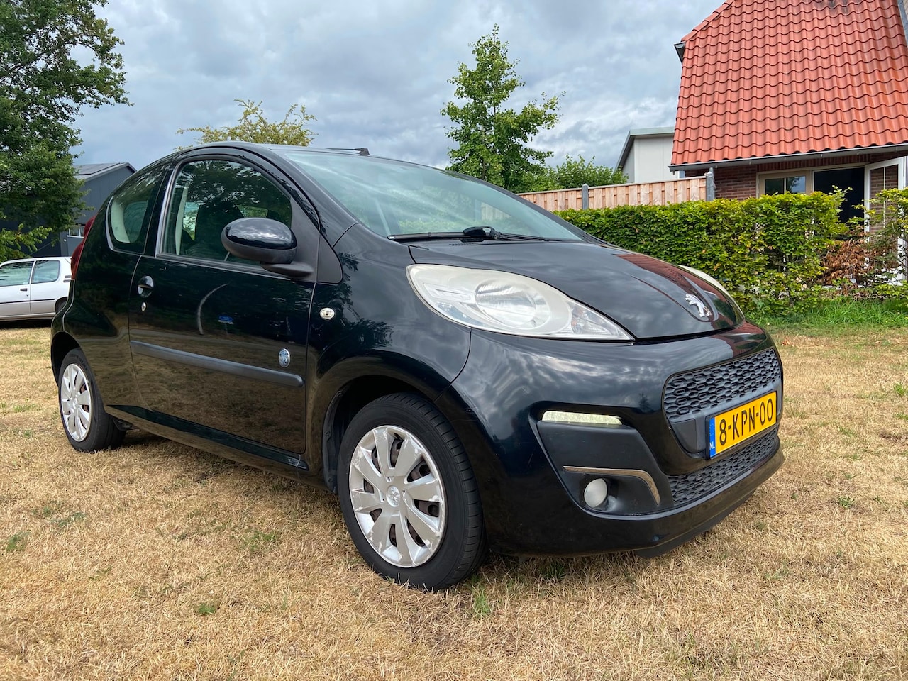 Peugeot 107 - 1.0 Envy 1.0 Envy, BJ'2013, airco, APK 17-08-2027 - AutoWereld.nl