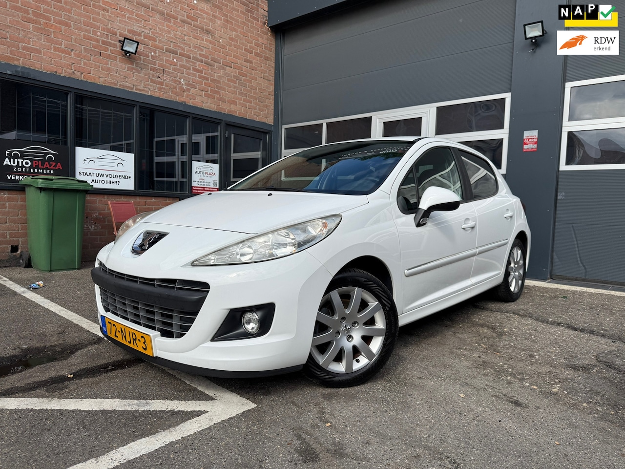 Peugeot 207 - 1.6 VTi Sportium 1.6 VTi Sportium - AutoWereld.nl