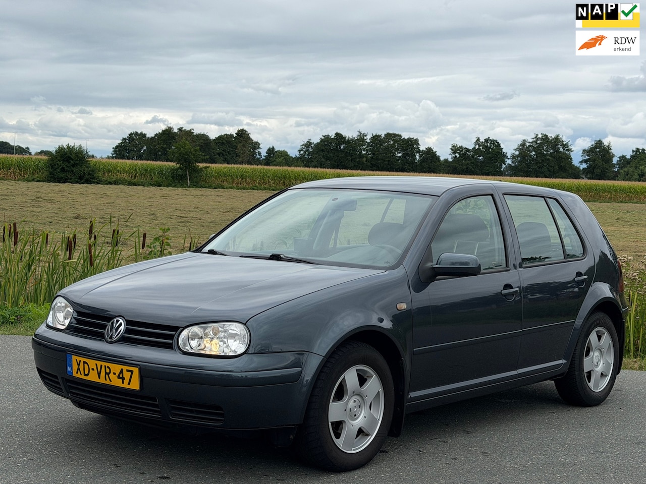 Volkswagen Golf - 1.6 Highline | Nap | Automaat | Jaar Apk - AutoWereld.nl