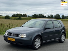 Volkswagen Golf - 1.6 Highline | Nap | Automaat | Jaar Apk