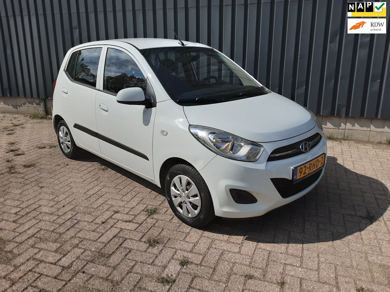 Hyundai i10 - 1.2 i-Drive 1.2 i-Drive - AutoWereld.nl