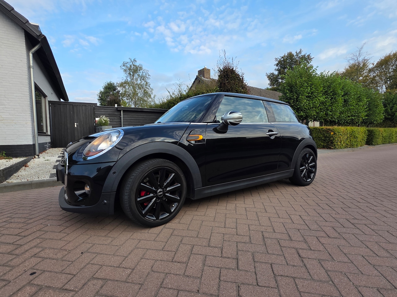 MINI 3-Deurs - 1.2 One Automaat, park assist, trekhaak etc - AutoWereld.nl