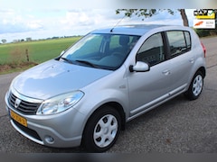 Dacia Sandero - 1.2 Lauréate // APK 08/2027 //