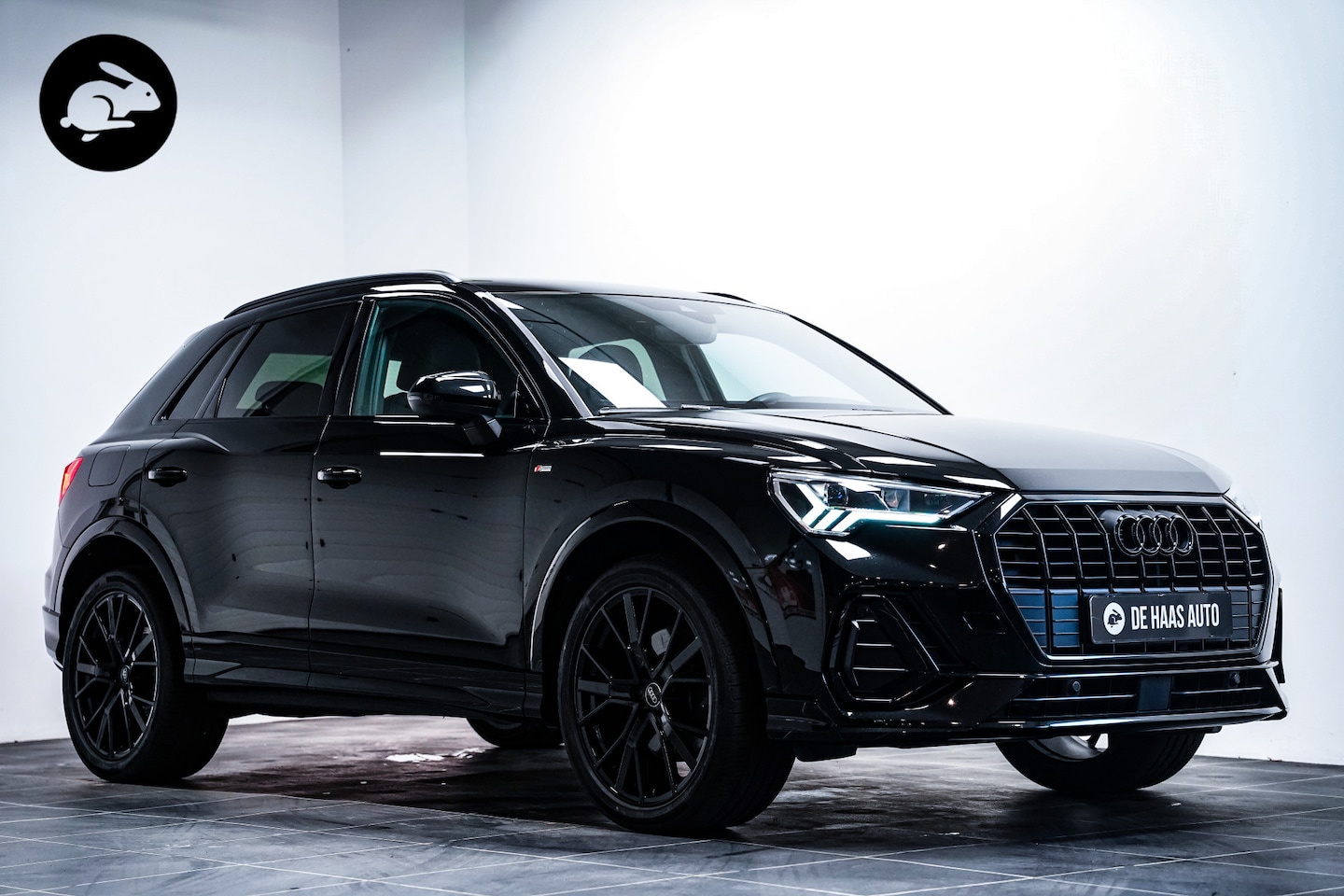 Audi Q3 - 45 TFSI e S-Line Black ed|20 inch|Camera|Full led - AutoWereld.nl