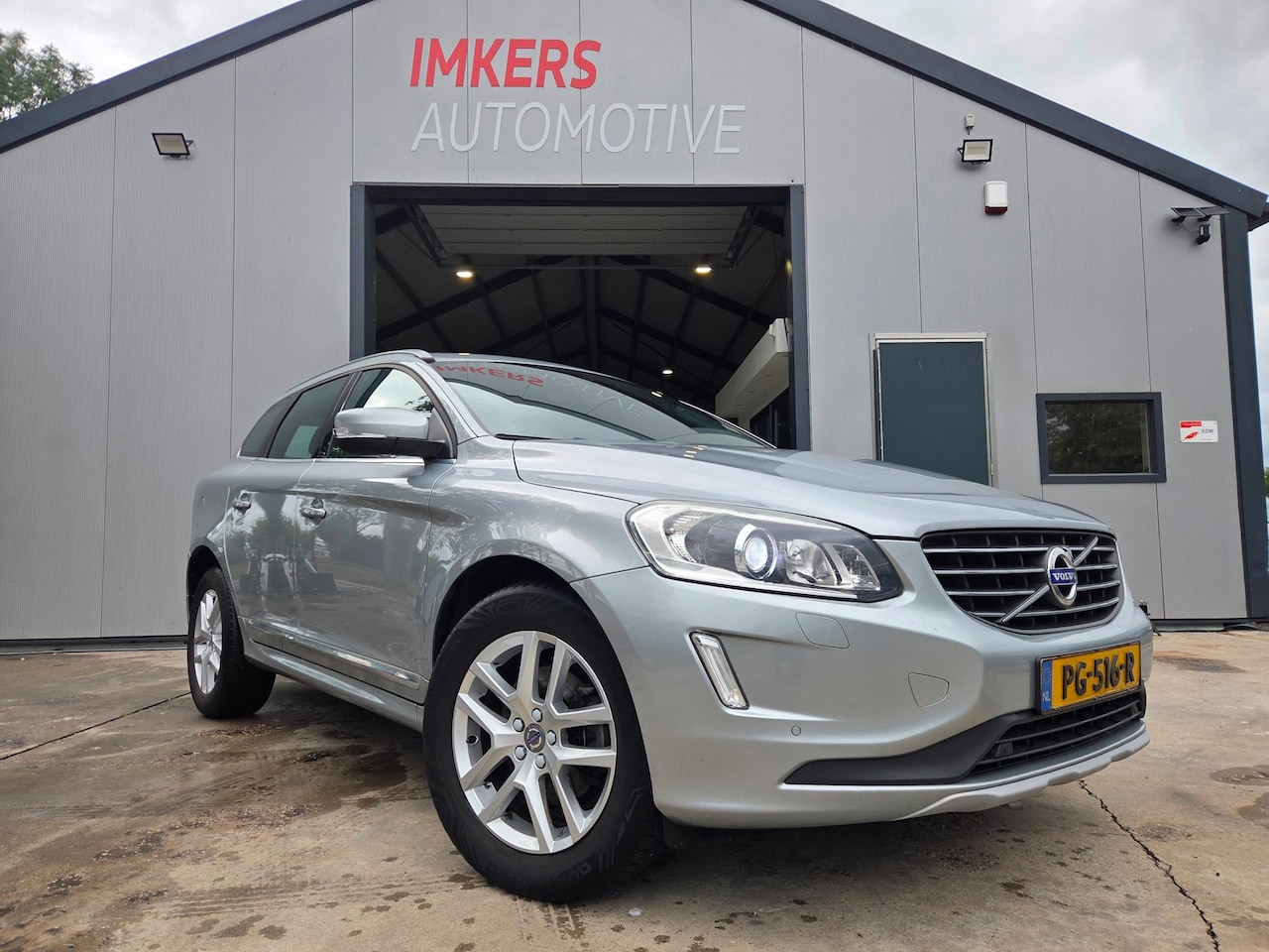 Volvo XC60 - 2.0 D4 FWD Polar+ | Pano | Leer | Camera - AutoWereld.nl