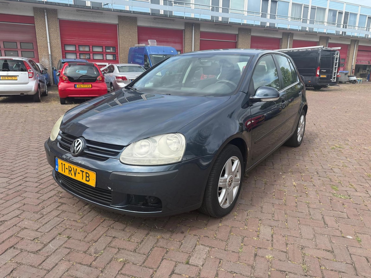 Volkswagen Golf - 1.6 FSI Turijn 1.6 FSI Turijn - AutoWereld.nl