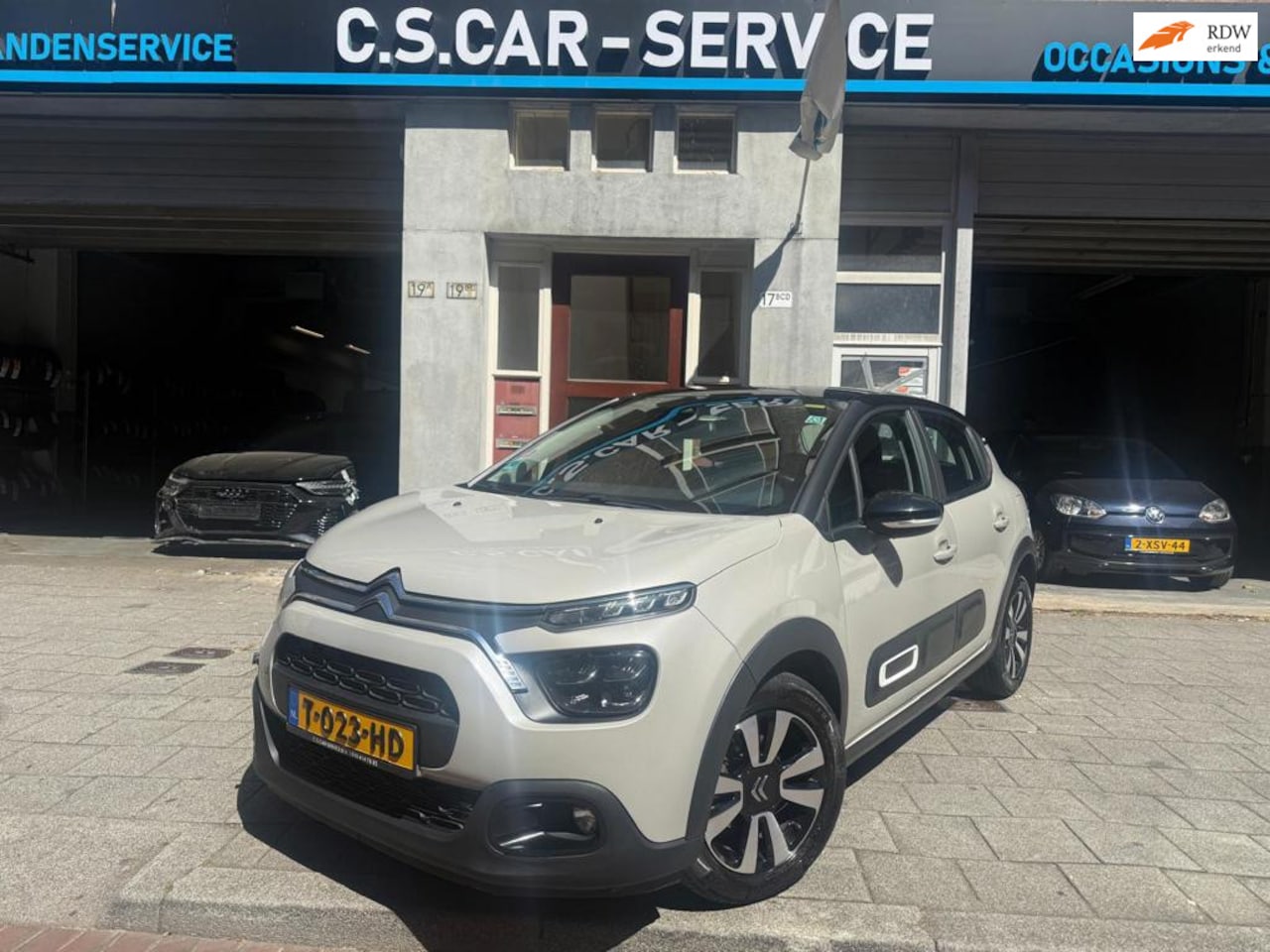 Citroën C3 - 1.2 PureTech Business Automaat | Applecarplay - AutoWereld.nl