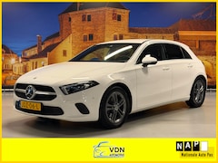 Mercedes-Benz A-klasse - 220 Urban Automaat Widescreen LED Carplay