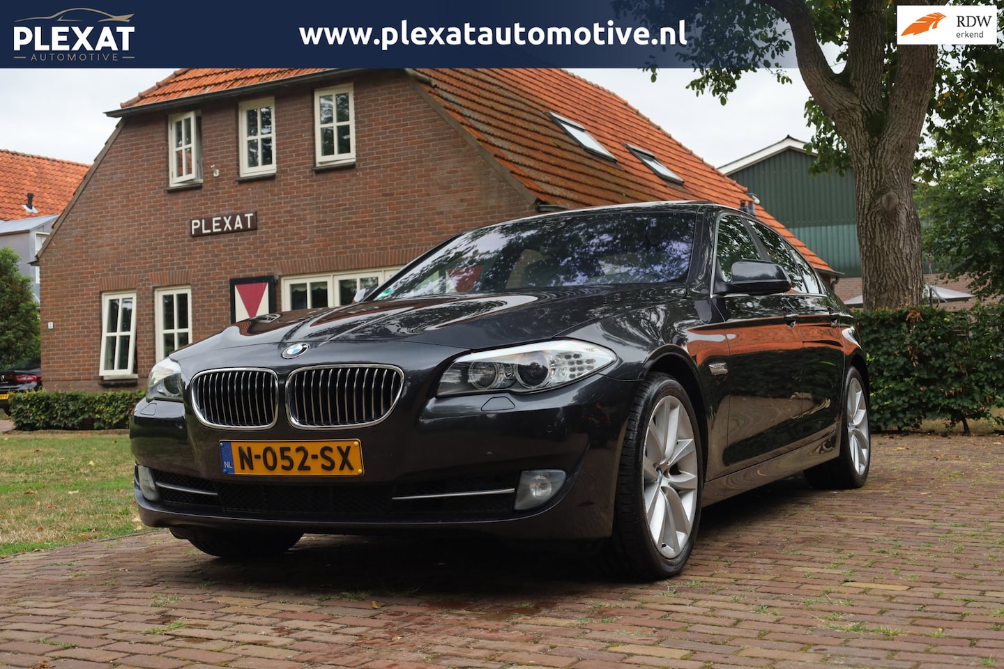 BMW 5-serie - 528i High Executive Aut. | Panorama | Luxe leder | Stoelverwarming | 18 inch | Trekhaak | - AutoWereld.nl