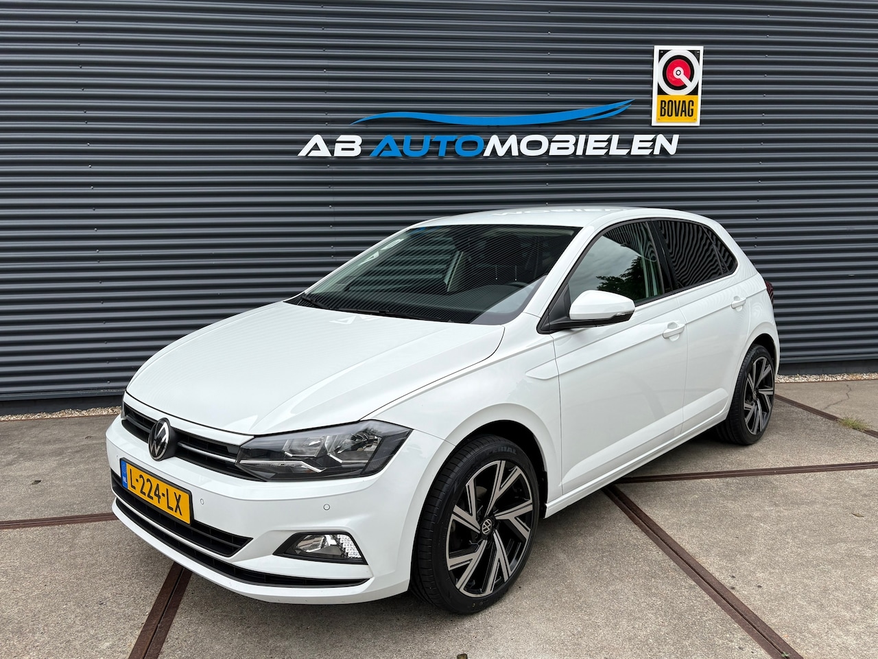 Volkswagen Polo - 1.0 TSI Comfortline CARPLAY/ PARKEERSENSOREN - AutoWereld.nl