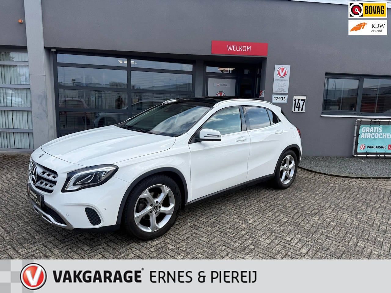 Mercedes-Benz GLA-Klasse - 180 Premium Plus 180 Premium Plus - AutoWereld.nl