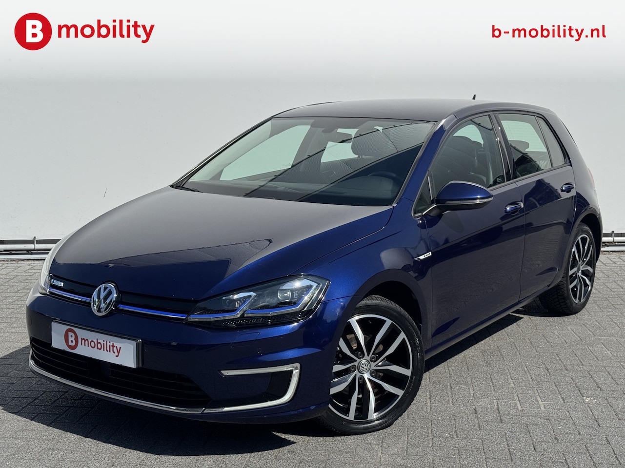 Volkswagen e-Golf - SOH 91% Warmtepomp Achteruitrijcamera DAB NL Auto! | Stoelverwarming | Adaptive Cruise Con - AutoWereld.nl