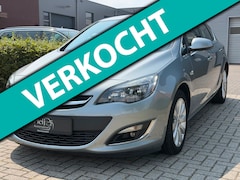 Opel Astra - 1.4 Turbo Cosmo