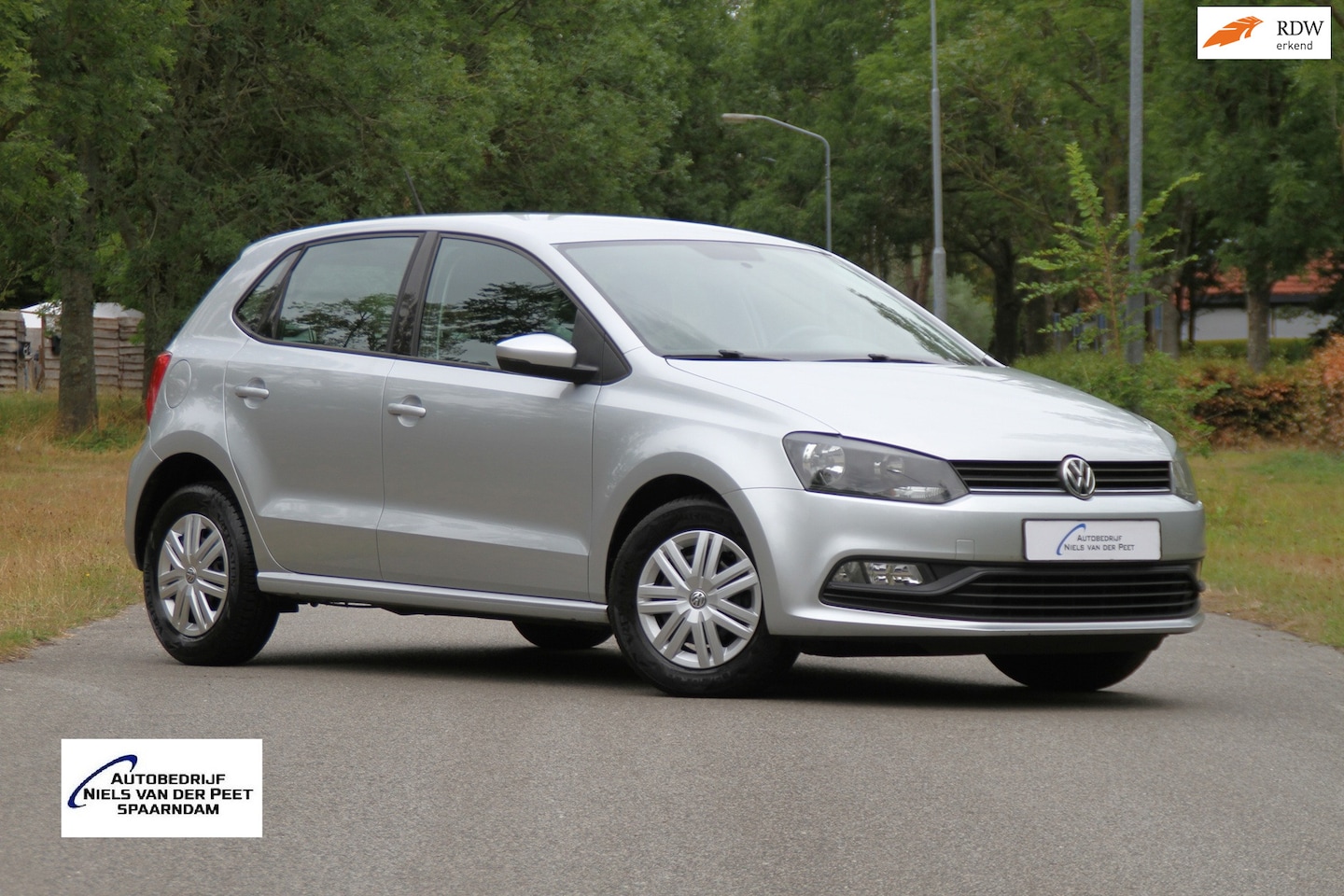 Volkswagen Polo - 1.0 Comfortline 5 deurs / Airco / 4 elektrische ramen / enz. - AutoWereld.nl