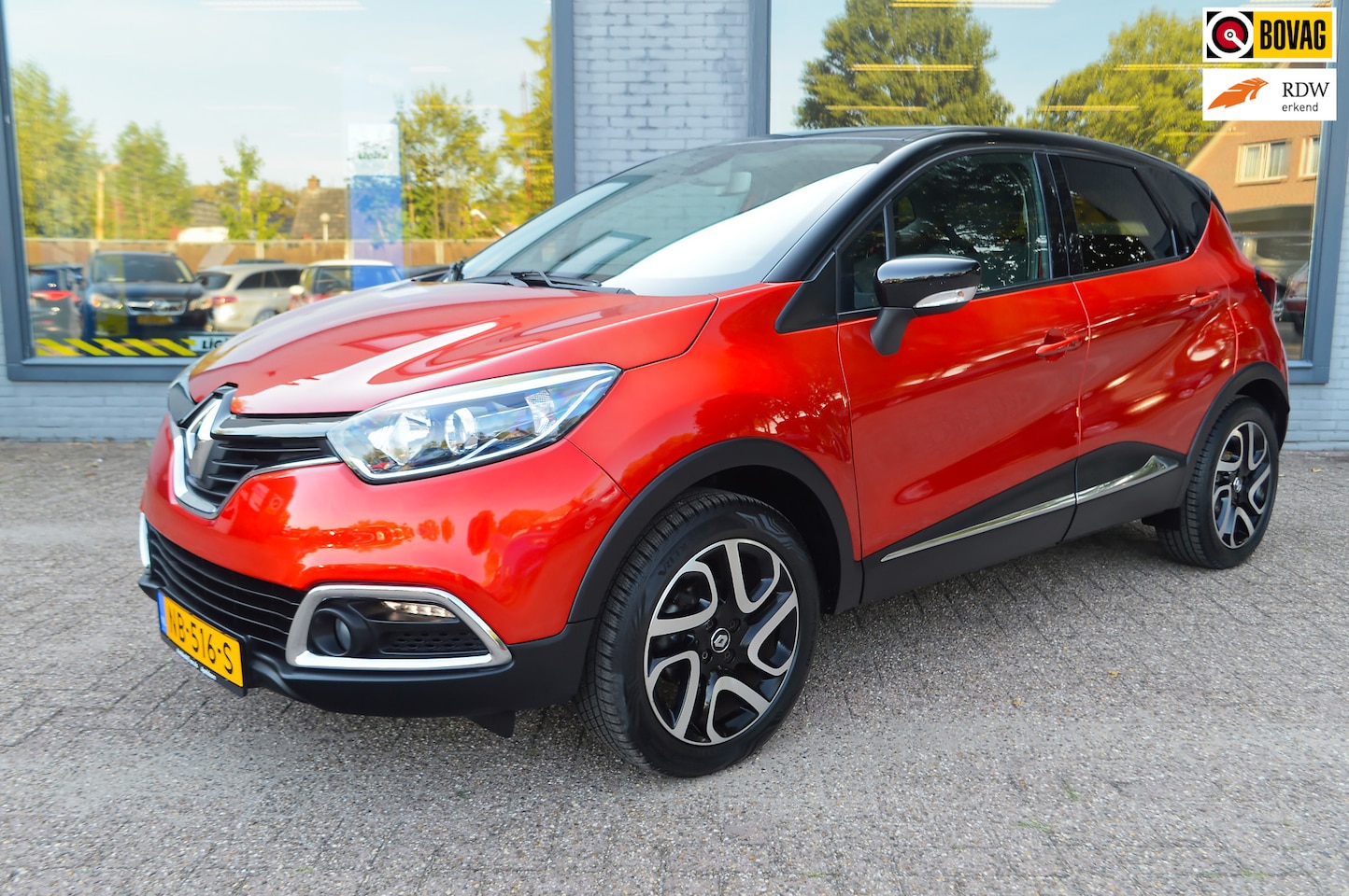 Renault Captur - 0.9 TCe Dynamique Navi | Camera | Trekhaak | All season - AutoWereld.nl