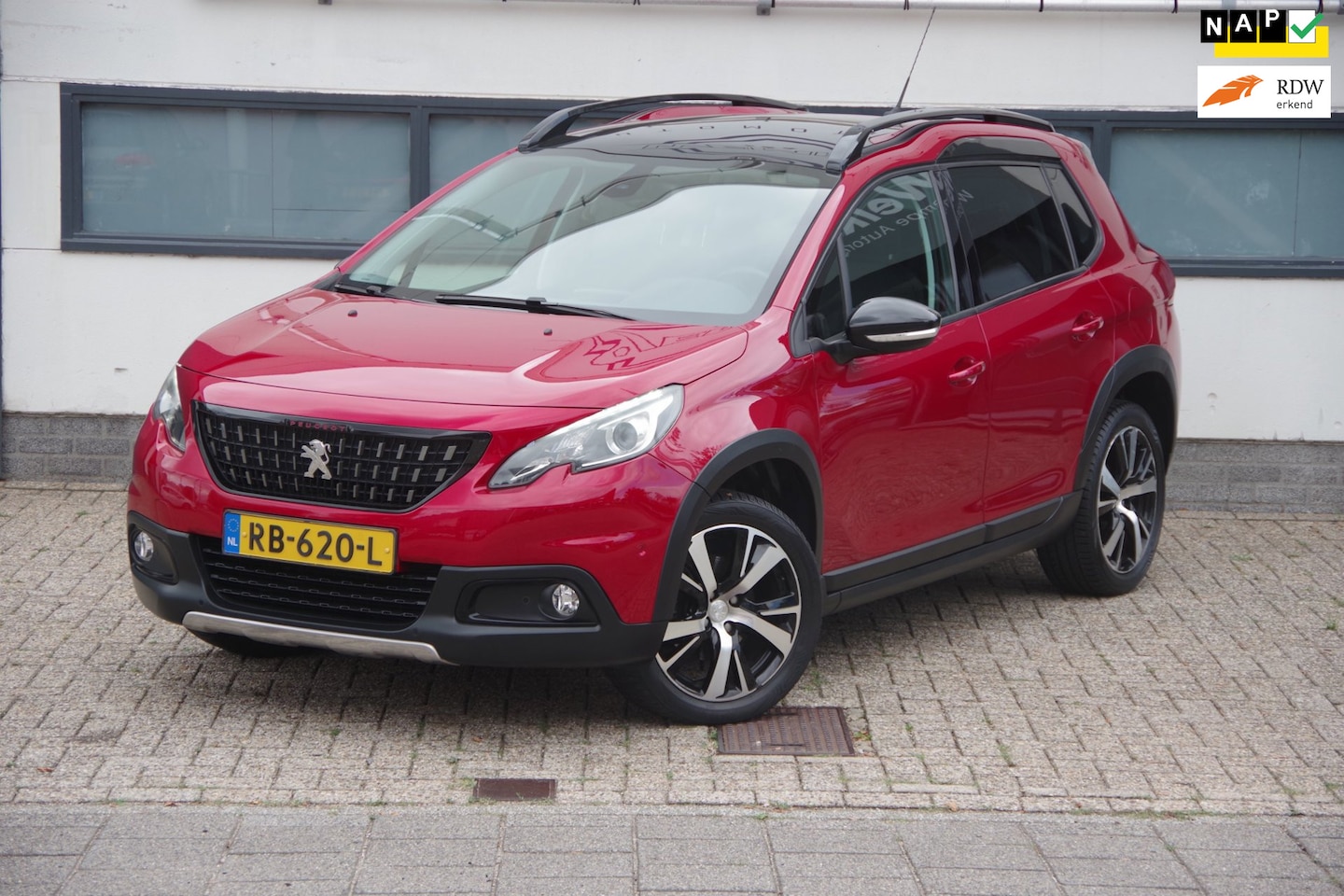 Peugeot 2008 - 1.2 PureTech GT-Line 1.2 PureTech GT-line - AutoWereld.nl