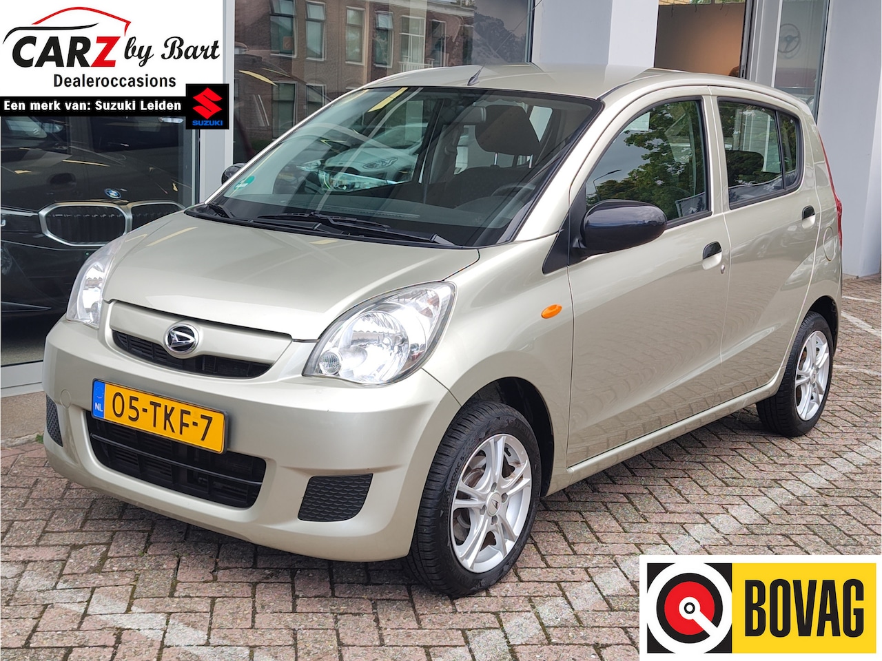 Daihatsu Cuore - 1.0 CLEVER S Airco | Trekhaak | Lichtmetalen velgen | 4-seiz. banden - AutoWereld.nl