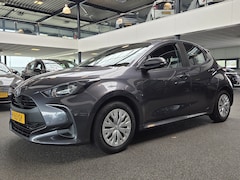 Toyota Yaris - 1.5 Hybrid Active / Carplay / Camera
