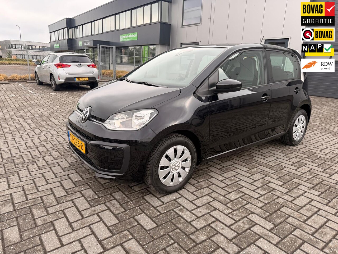 Volkswagen Up! - 1.0 BMT move up! 1.0 BMT move up! - AutoWereld.nl